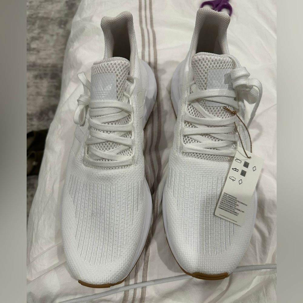 Men’s White adidas BRAND NEW sneakers size 13